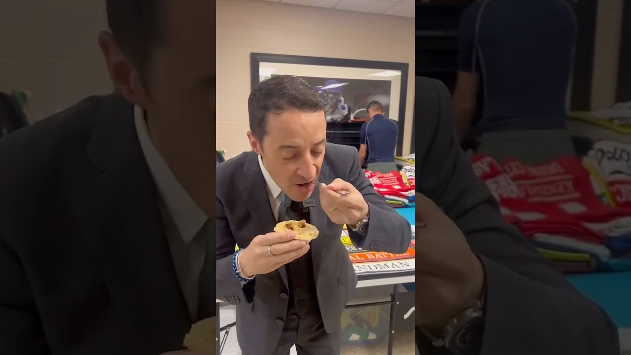 Derby Pie or Dubai Chocolate? 🥧 #KyDerby