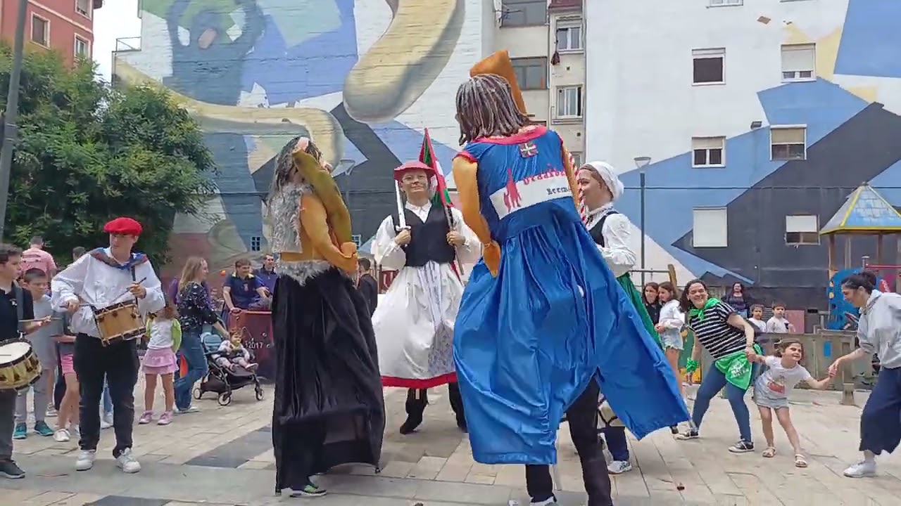 2º Txulalai de KIETB (Bermeo) en Fiestas de Irala (Bilbao) | 15 de Junio de 2024