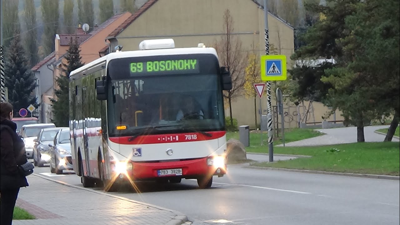 Autobus Irisbus Crossway LE 12M ev.č. 7818 na lince 69