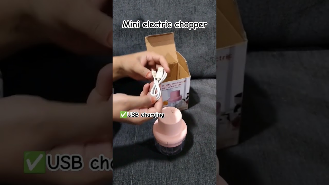 Intelligent electric garlic machine