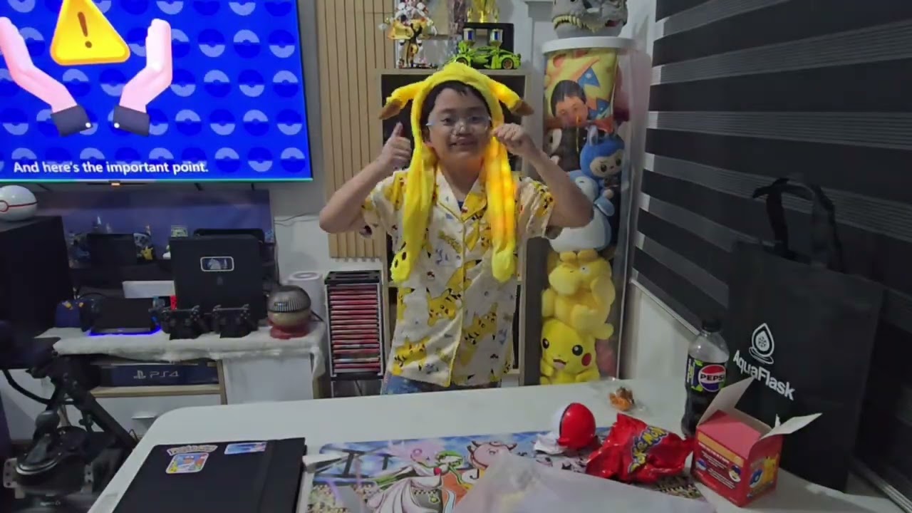 Unboxing Vulpix and Pokemon Pajama