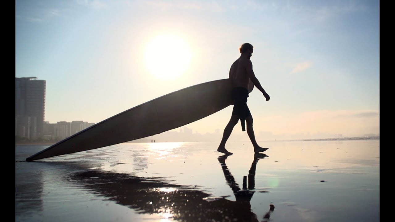 DOCUMENTÁRIO TÁBUA SANTISTA - Uma história sobre o início do surfe no Brasil (2016)