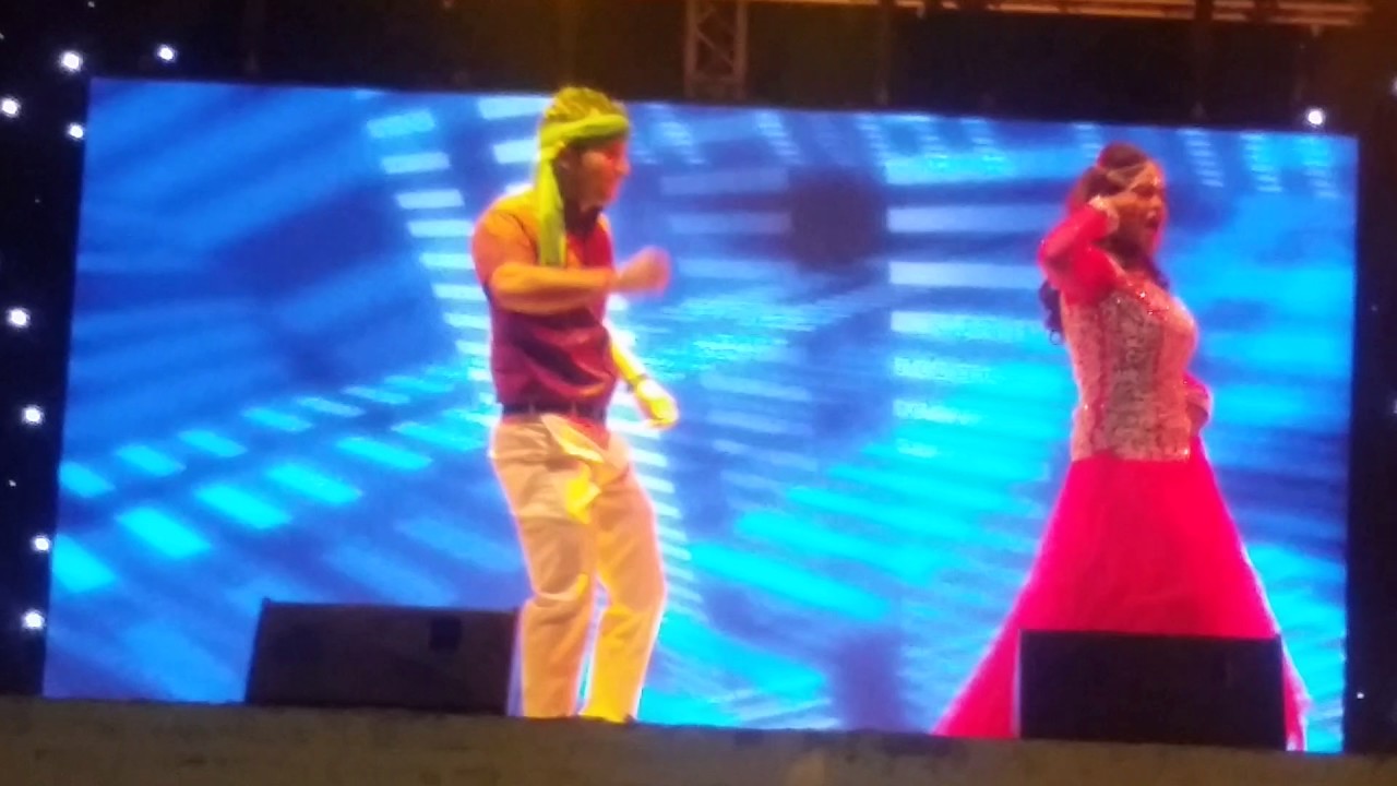 Nisha dubey and sonu pandey bhojpuri Star Night doha qatar 02 / Dec / 2016