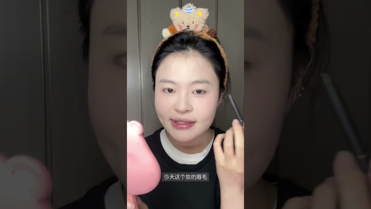 Spring Makeup Magic: Flawless Square Face Highlighted with Pink Elegance
