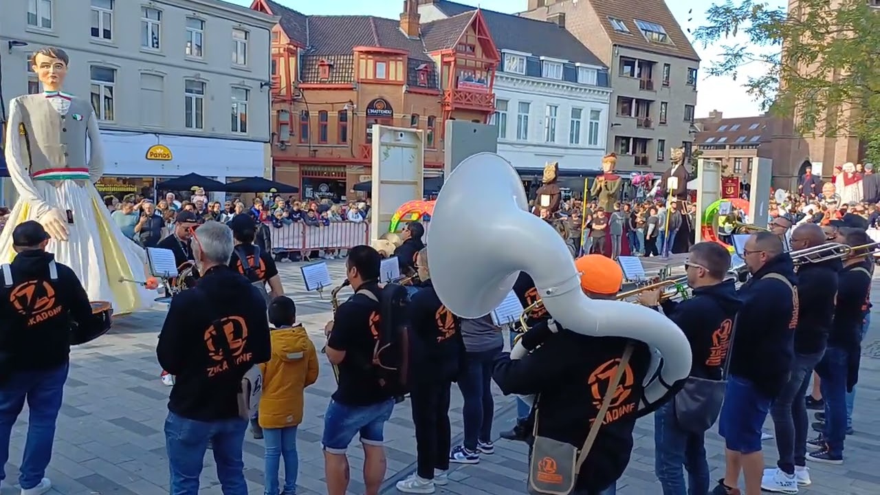 MOUSCRON 🇧🇪 Fête des Hurlus 2024 (14)