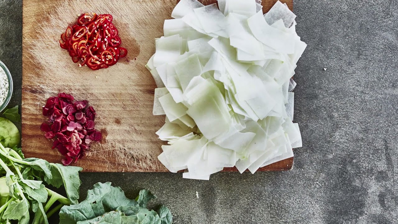 IKEA Ideas: How to make lacto-fermented kohlrabi with chilli and rhubarb