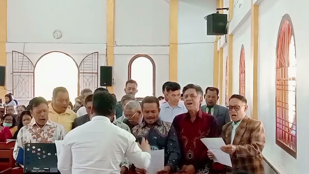 Molo Naeng Martua ho II MARANATHA HKBP TIGADOLOK 