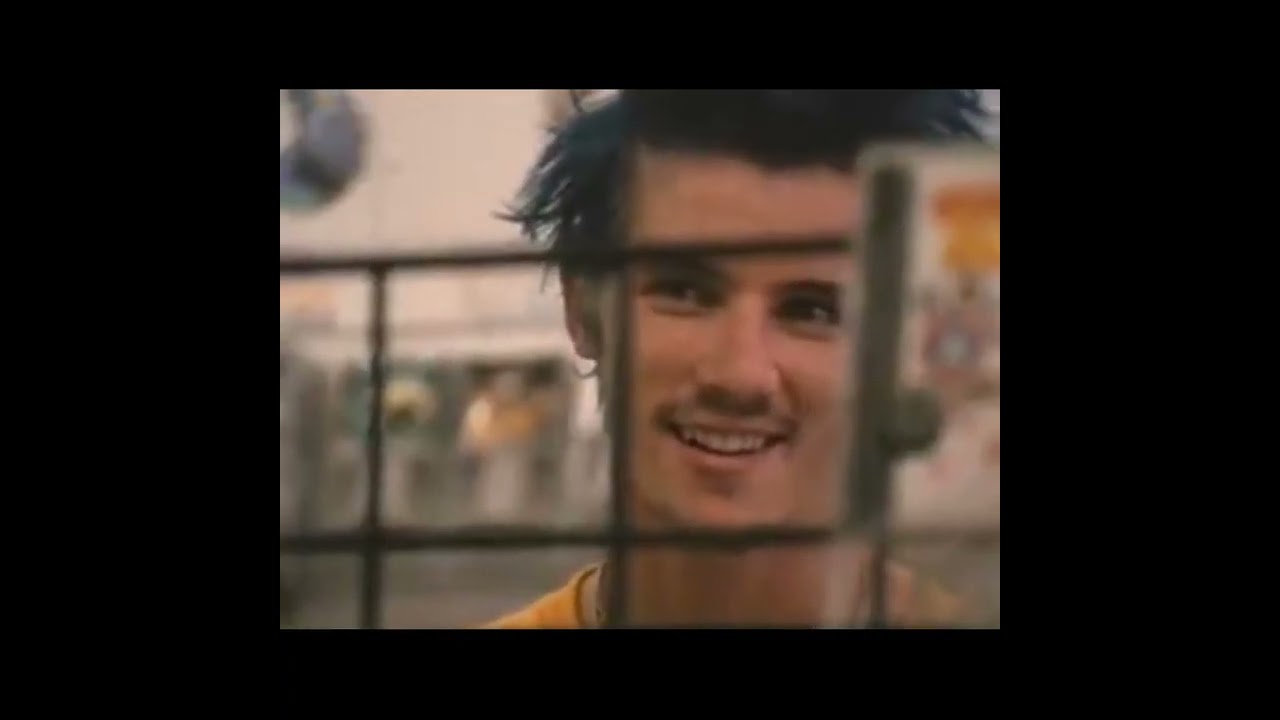 Gay scene from Luster [2002] When Derek and Jackson meet