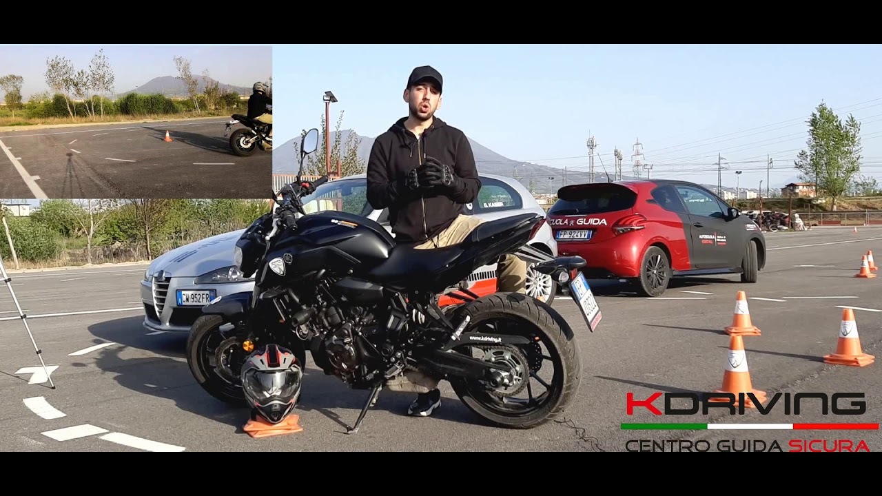 Corso di guida Moto Online | Come avere Equilibrio in Moto | Impara da zero