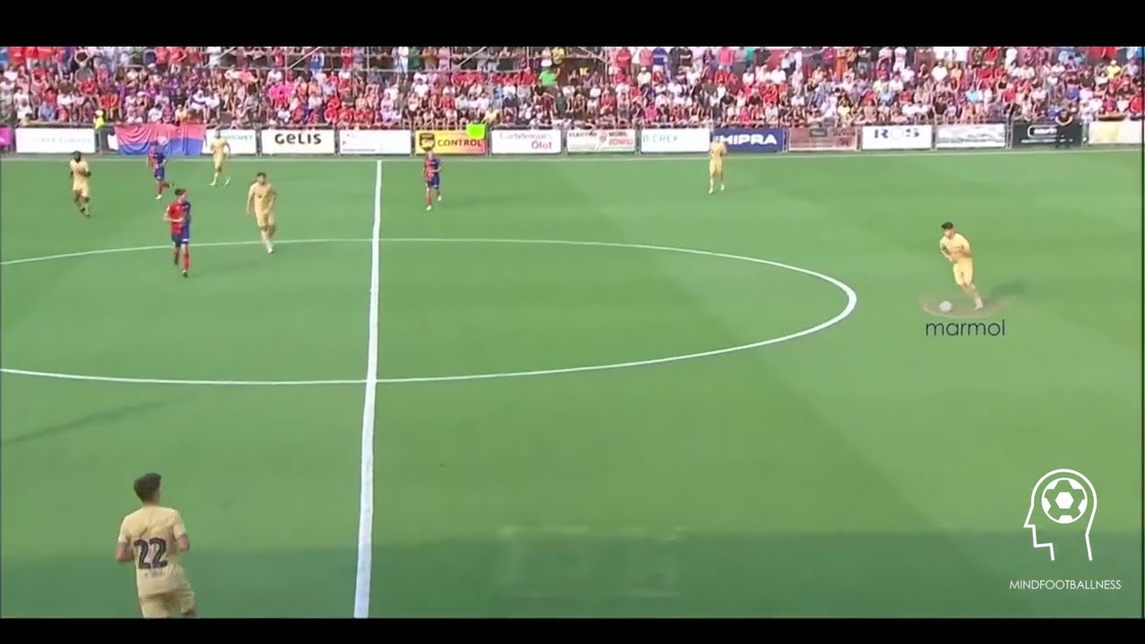 Football IQ: Mika Marmol - ball playing CB - how to break opponent's lines?