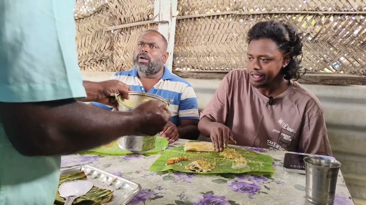 மலைக்குப் போனாலும் மாமே மச்சின வேணும் 🙏😂❤️#trending #food #public #YouTube #fun #comedy #friends