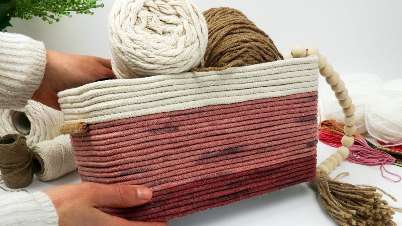 DIY Rope Organizer Out of a Plastic Box
