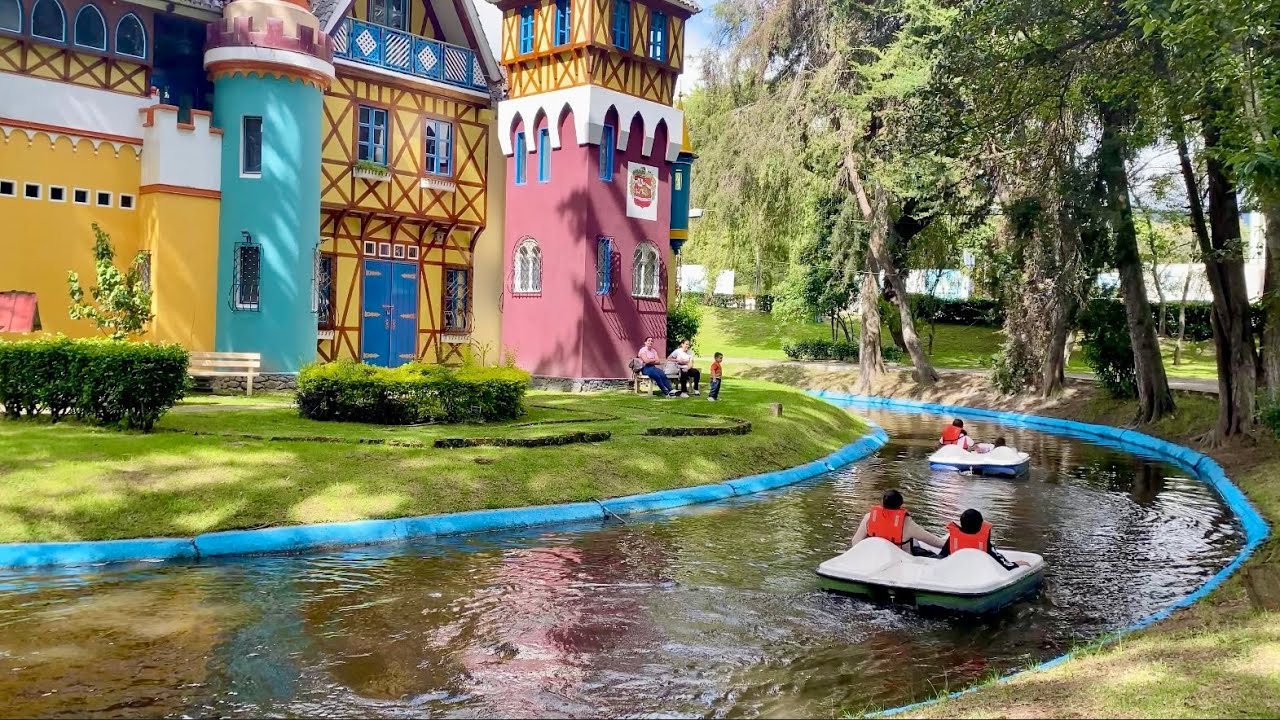 Jipiro Park and River of Loja