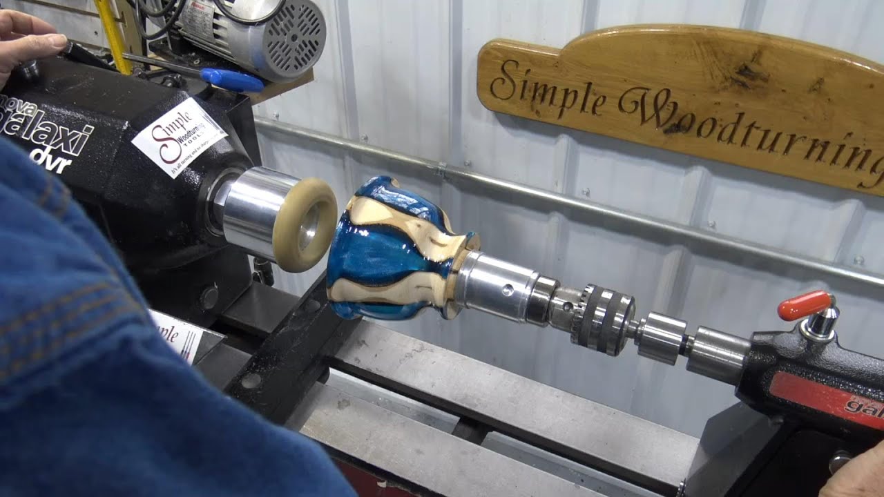Woodturning - A super quick vacuum chuck demonstration.