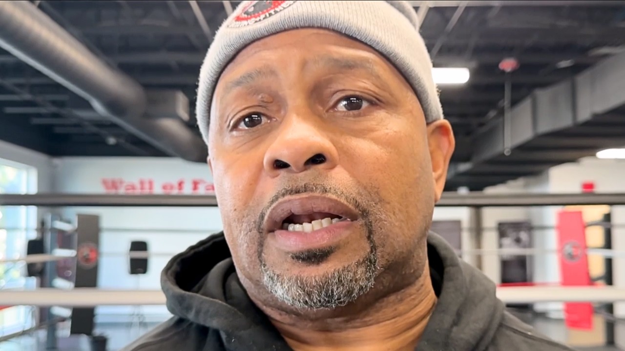 BETTER THAN FLOYD? - Roy Jone praises Shakur for not DUCKING like Mayweather