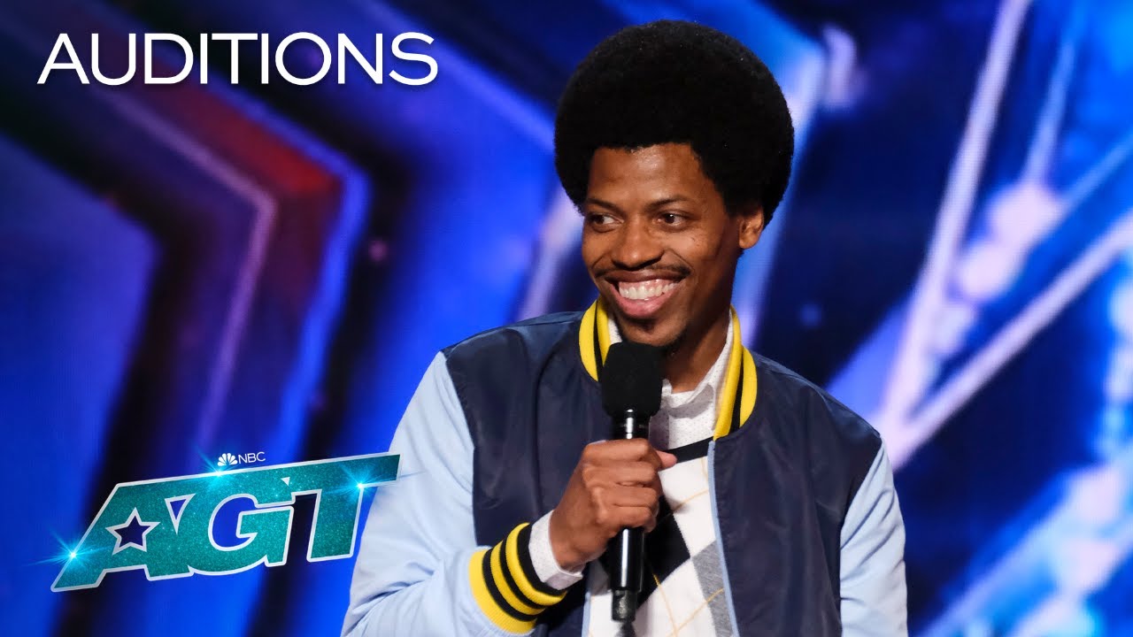 The Judges and Audience Go Wild for Mike E. Winfield&rsquo;s Stand-Up Comedy | AGT 2022