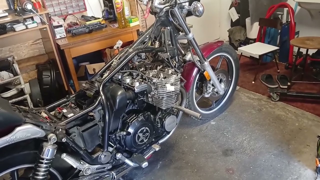 Yamaha XJ 700 1 rész, avagy az előző szerelő hatalmasat hibázott