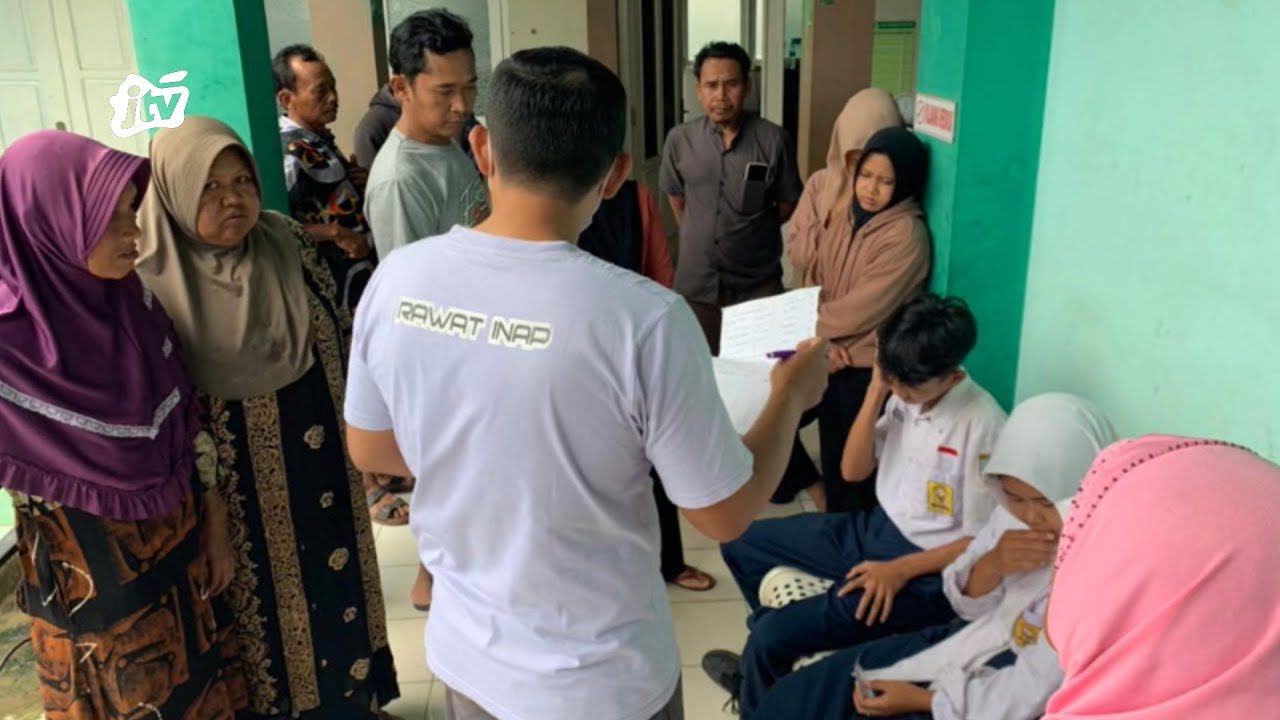 Diduga Alergi Ikan, 14 Siswa di Tuban Dibawa Ke Puskesmas