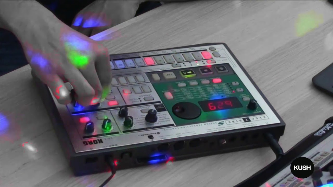 Electribe Es1 Korg - TECHNO Roulette Live set (KUSH)