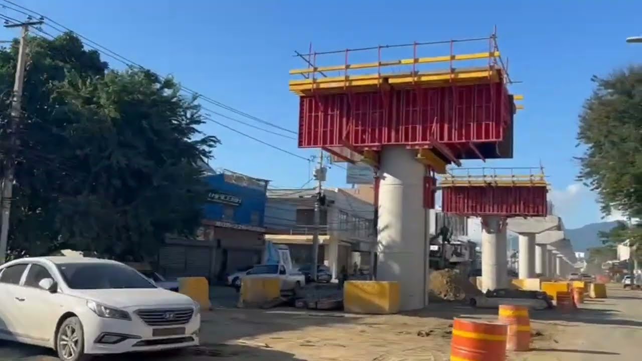 Teleferico y Monorriel de Santiago de los Caballeros