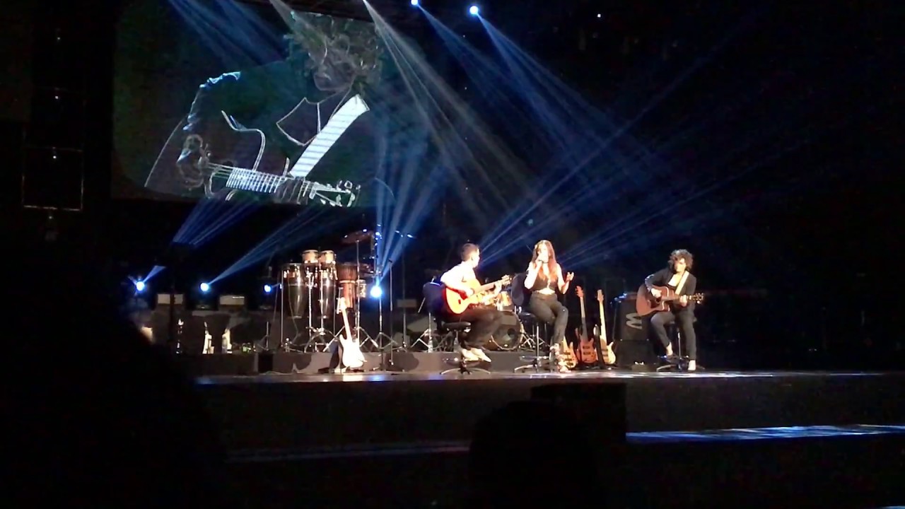 Aleksandra Radovic - Jesam te pustila,Daleko od ociju,Zazmuri,Vlak,Brod budala Acoustic