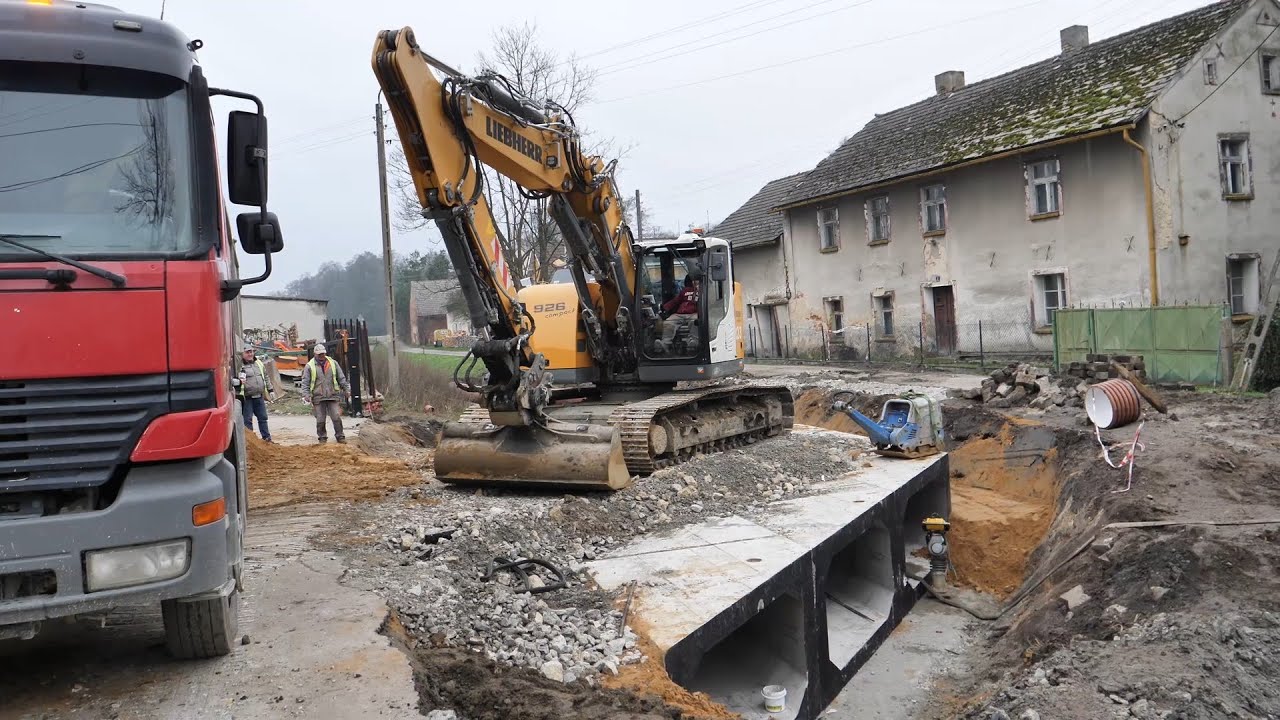 Remonty dróg w Gminie Ujazd