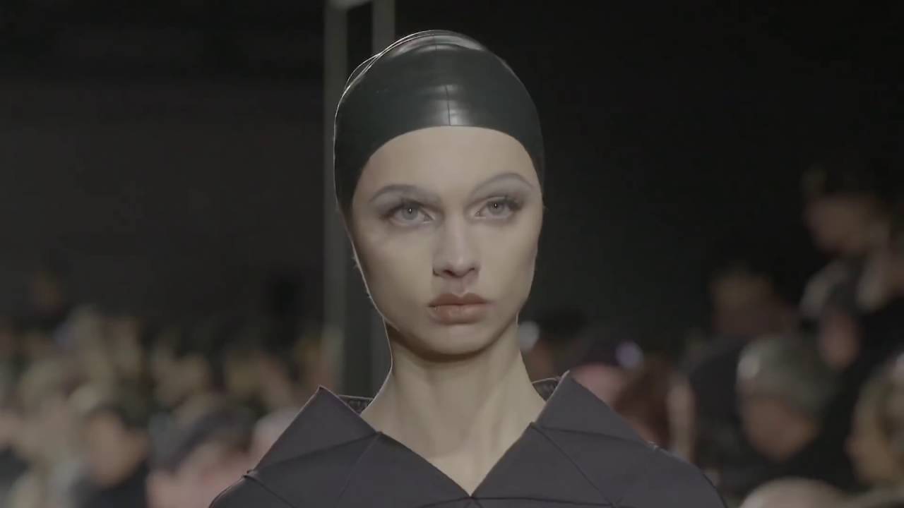 Tomi Kono - Junya Watanabe AW16