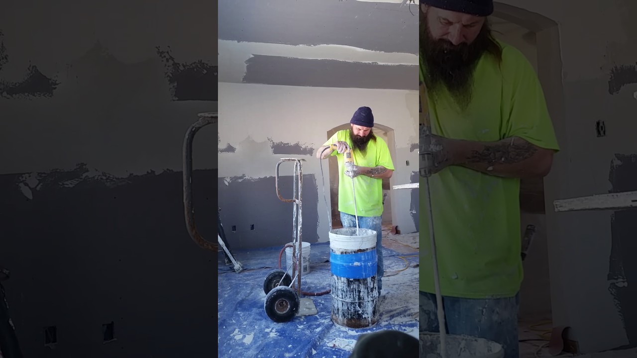 Mixing veneer plaster