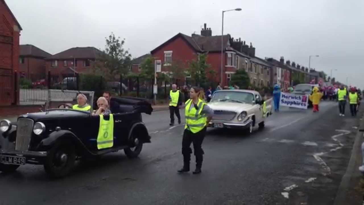Horwich carnival 2014 part 1