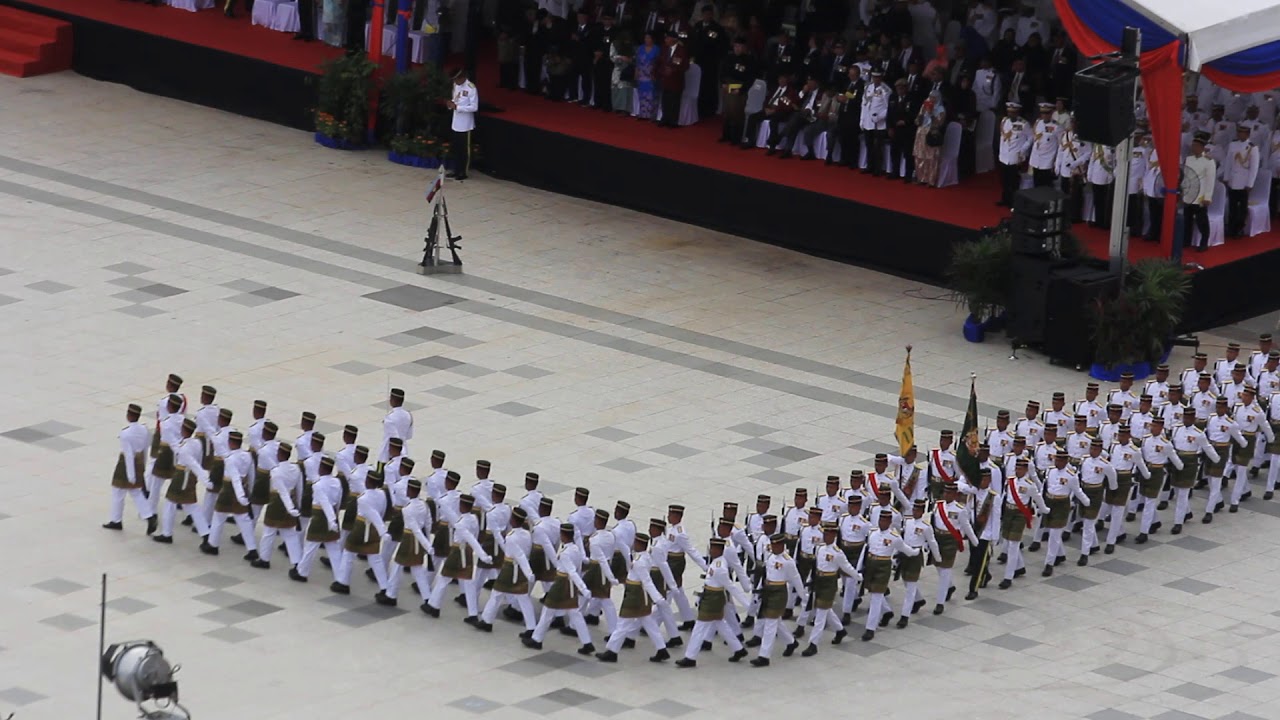 KAWALAN KEHORMATAN UTAMA REJIMEN ASKAR MELAYU DI RAJA - HARI PAHLAWAN 2018.