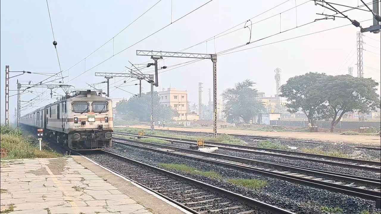 chuk chuk rail gadi song | high speed train crossing railstation | Indian Railways