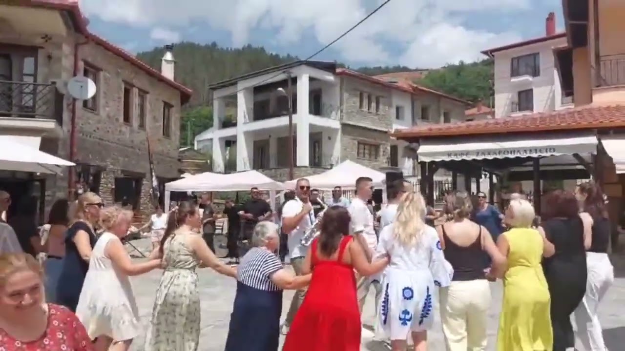 Ζωντάνεψε η Βλάστη με άλογα, μουσικές και χορούς - Γιορτή του Αγίου Παντελεήμονα