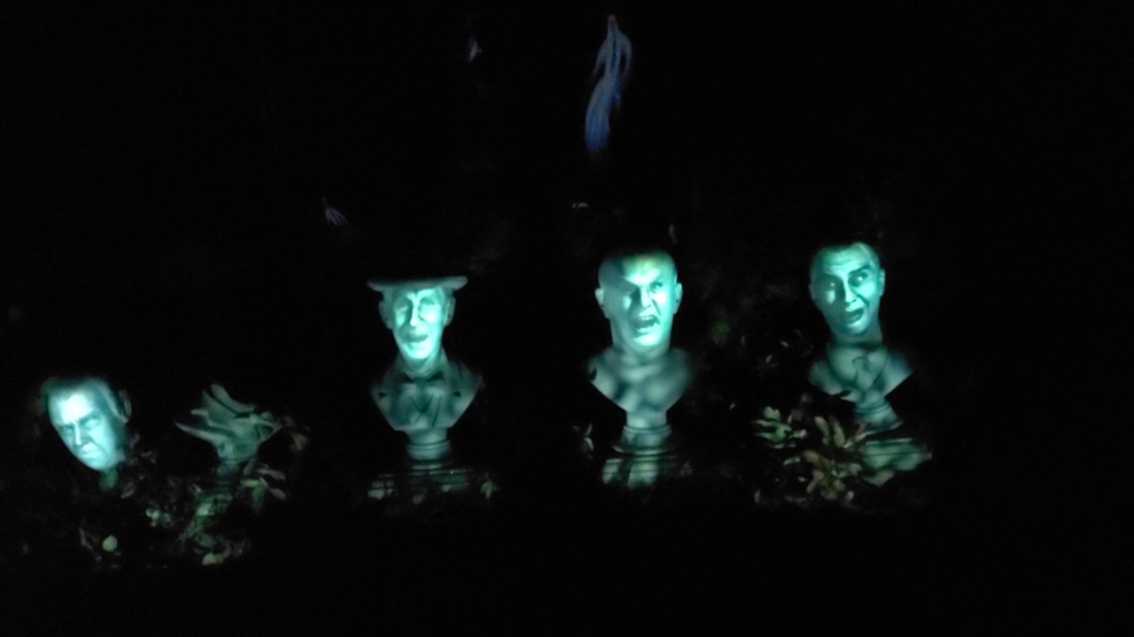[4K] LA VLOG 24 - Haunted Mansion @ Disneyland. 02/23/26.