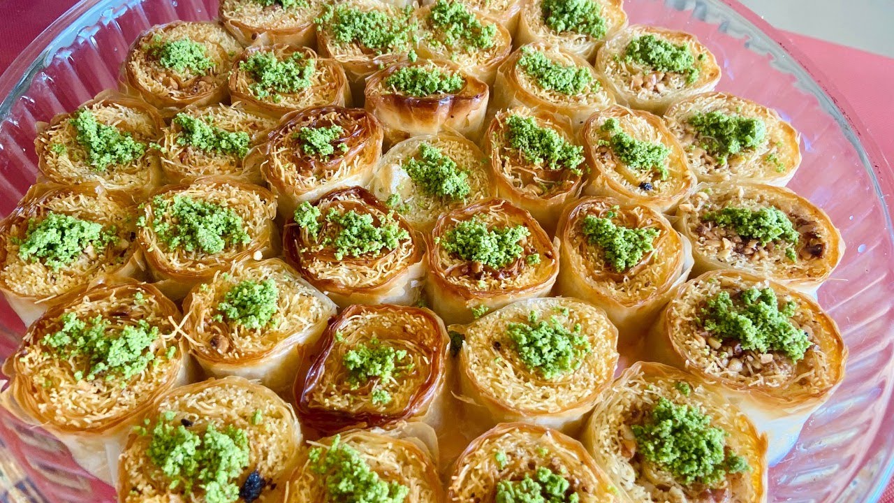 Baklava enveloppé de nouilles kadaif ultra simple / Ultra simple kadaif wrapped baklava