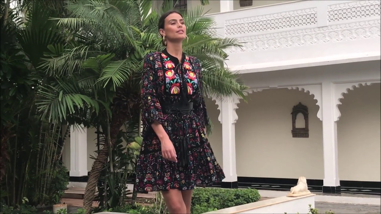 Dress HUNGARY - Miss June