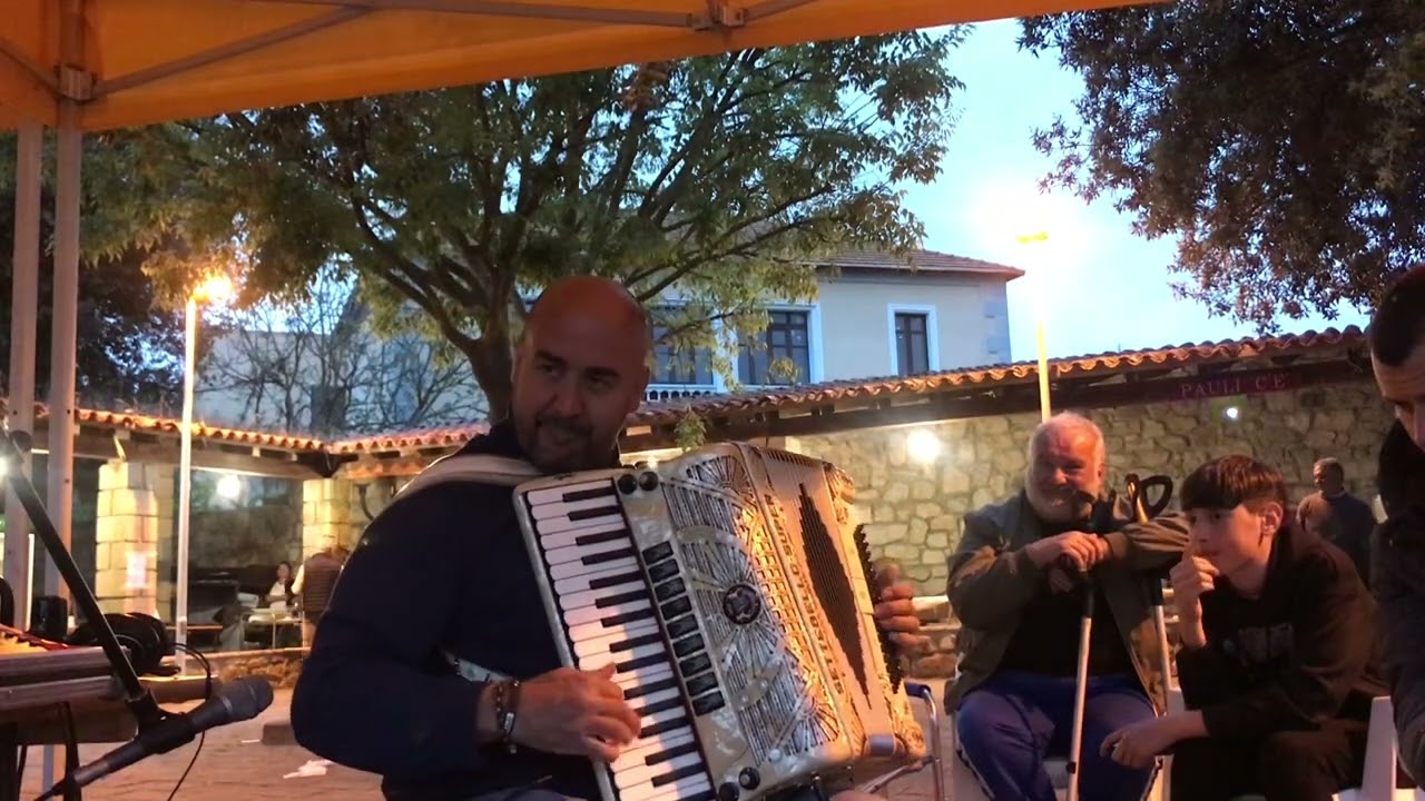 Roberto Fadda  ballo sardo   mediana 30 -04-2023 Pauliarbarèi