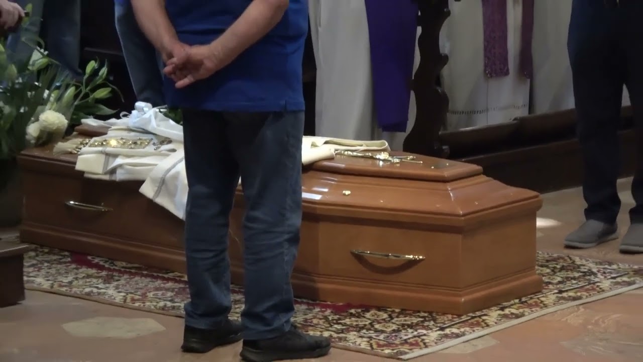 A Cannobio l’ultimo saluto a don Matteo Balzano