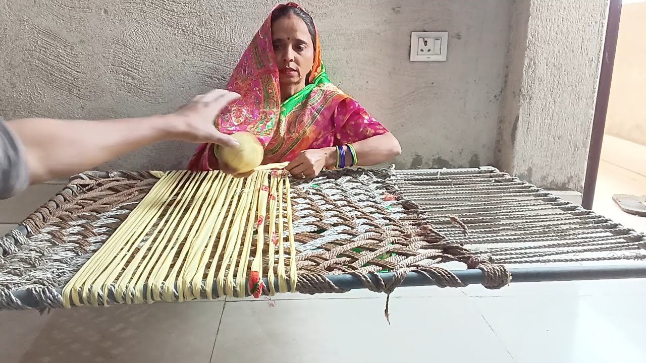 चारपाई पर बनाए कुछ नई डिजाइन  kuchh new design banana sikhe purane kapade se 