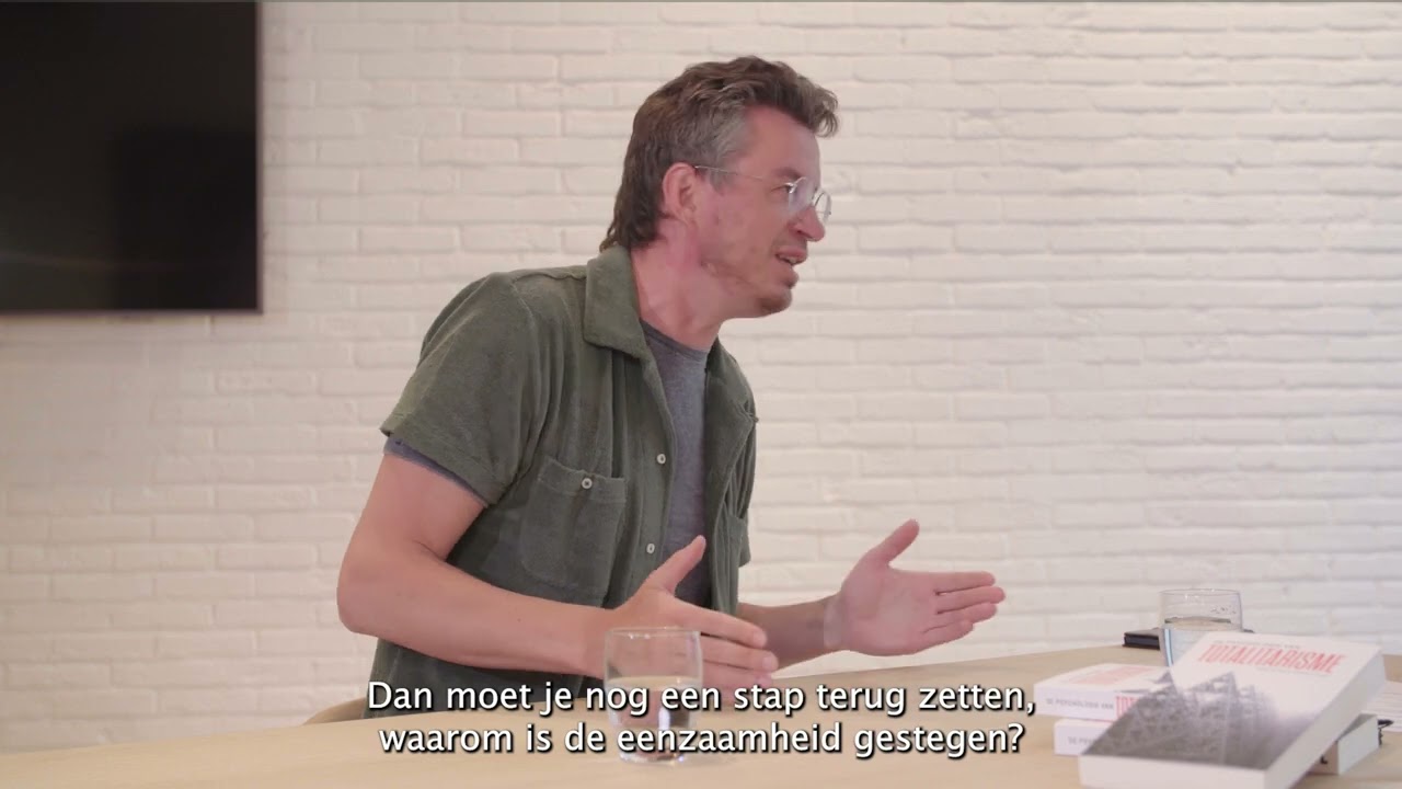TRAILER: ‘De psychologie van totalitarisme’ – debat tussen Mattias Desmet en Ignaas Devisch