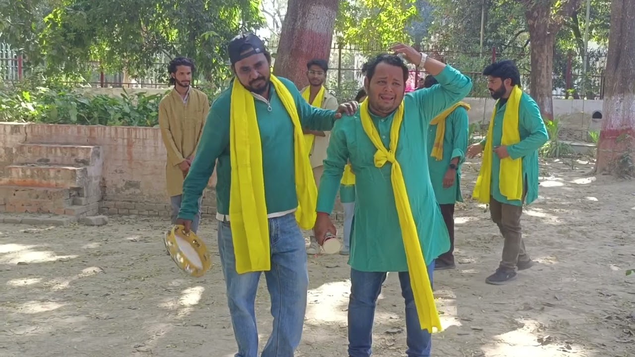 संस्था रंग चक्र की तरफ से स्वच्छता पर नुक्कड़ नाटक चंद्रशेखर आजाद पार्क प्रयागराज में किया गया