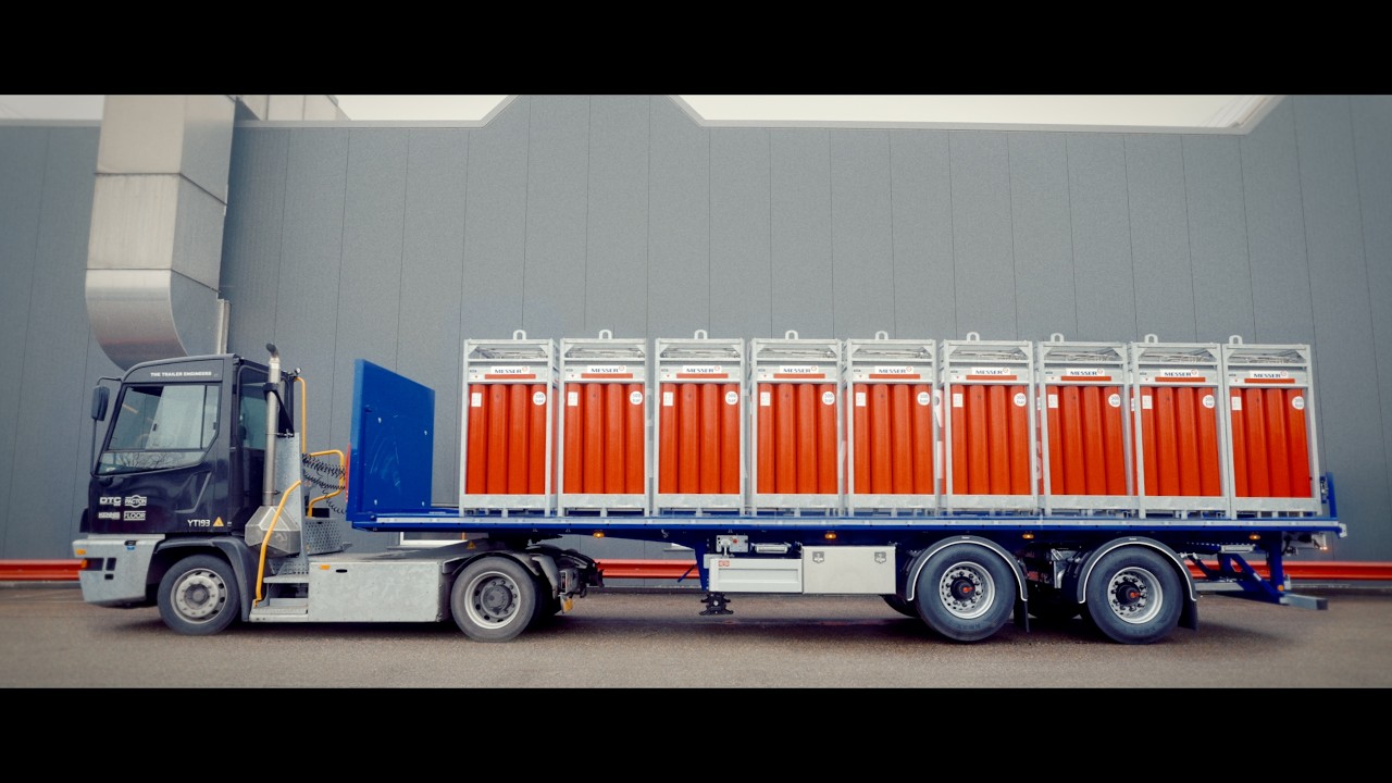 Pacton - Two different trailers for Gas Cylinders