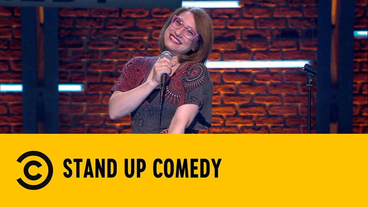 Le foto degli over 30 su Tinder - Clara Campi - Stand Up Comedy - Comedy Central