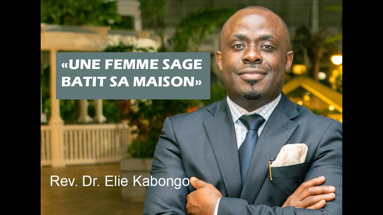 UNE FEMME SAGE BATIT SA MAISON