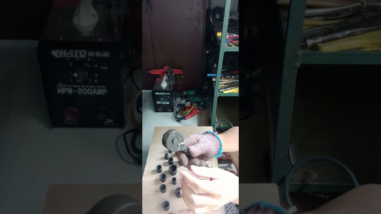 1405. RATCHET HANDLE shown on its MECHANICAL SWITCH CHANGING DIRECTION (MSCD)
