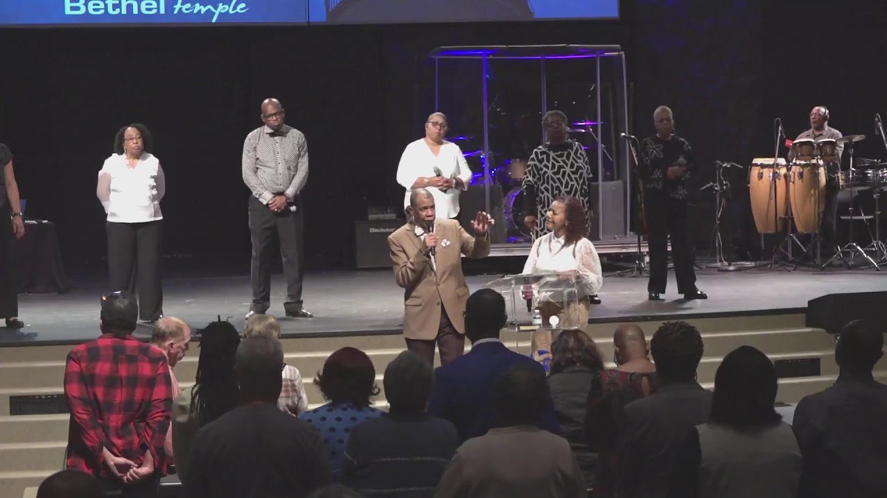 Sunday Morning Worship Experience