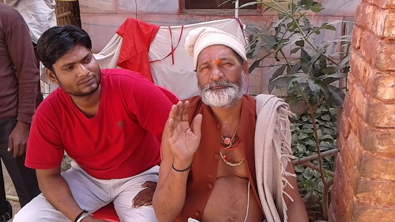 Akhada Parishad Adhyax MAHANT NARENDER GIRI BABA WITH DIGAMBAR AKHADA SURESH BABA AND DHARAM BABA