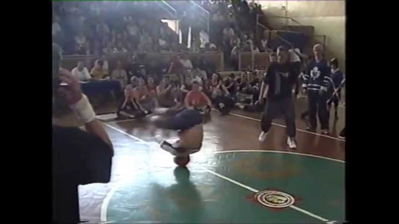 ZAWODY BREAKDANCE SANOK 2003