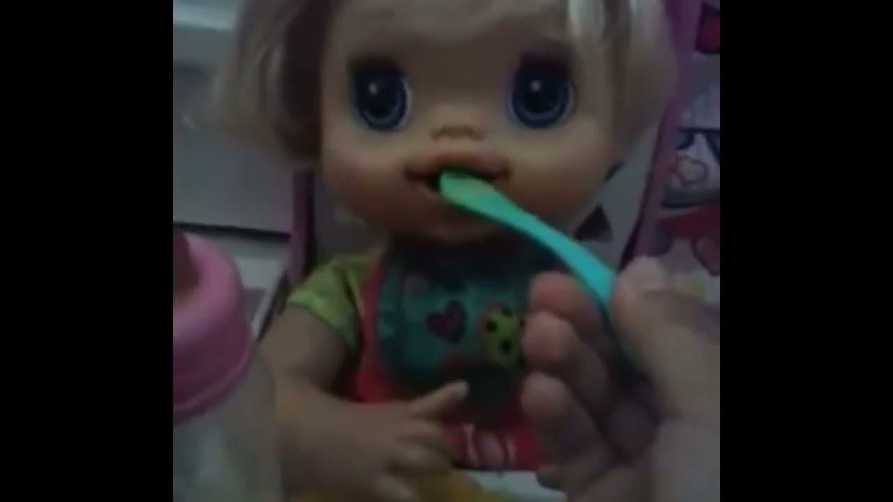 VÍDEO ANTIGO- Minha Baby alive meu lindo bebê Maria Clara comendo(2015)