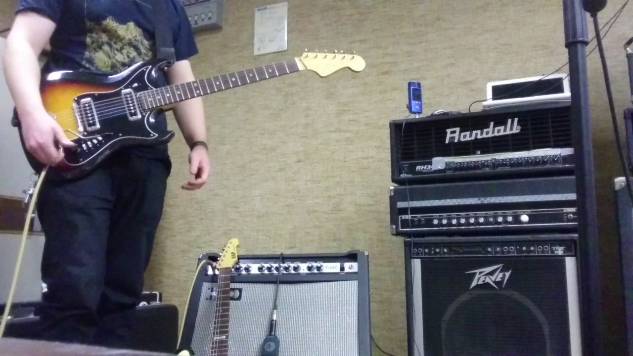 Vintage 1967 Hagström ii through a Sunn T50C amp (Drop tuned to C)