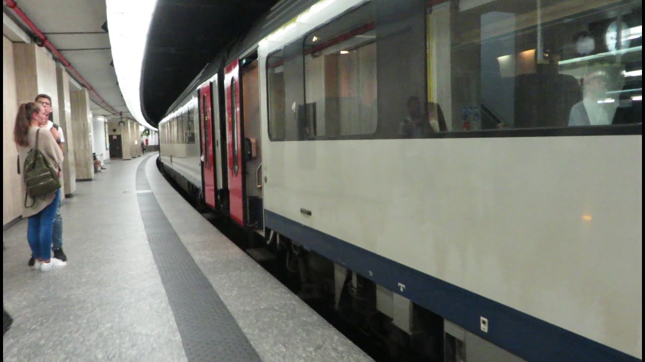 [Bruxelles] Série 04 AM96 - Gare Centrale